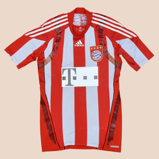 Bayern Munich 2010 - 2011 Player Issue TechFit Home Shirt (Good) L