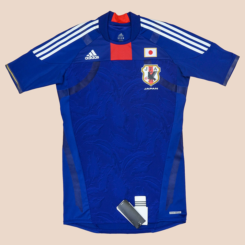 Japan 2010 - 2011 'BNWT' Player Issue TechFit Home Shirt (New with defects)  XL