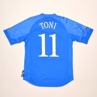 Italy 2004 - 2006 Home Shirt #11 Toni (Good) L