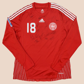 Denmark 2008 - 2009 Match Issue Signed Home Shirt #18 (Good) XL