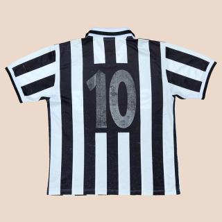 Juventus 1995 - 1996 Home Shirt #10 (Bad) M